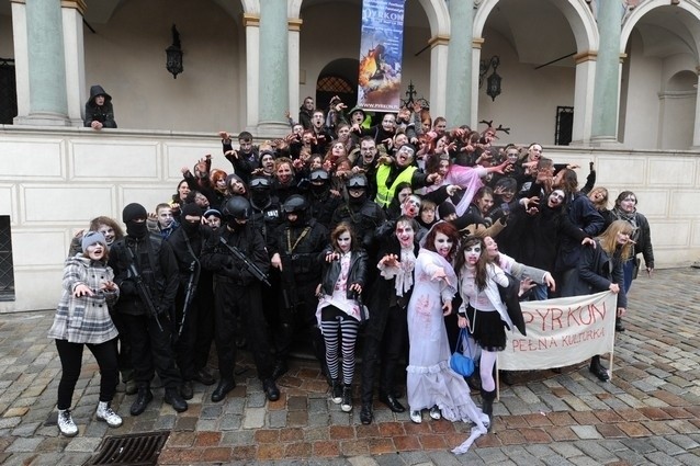 Marsz zombie na ulicach Poznania