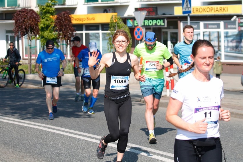 9. Maraton Opolski. Start i meta głównego biegu znajdują się...