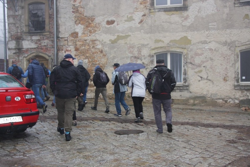 Zbójnickie zdobywanie Chełmca w Górach Wałbrzyskich (GALERIA I ARTYKUŁ)