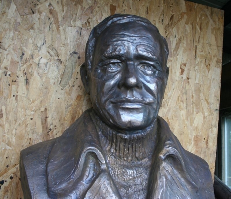 Rzeźba Romana Wilhelmiego zostanie odsłonięta 3 listopada.