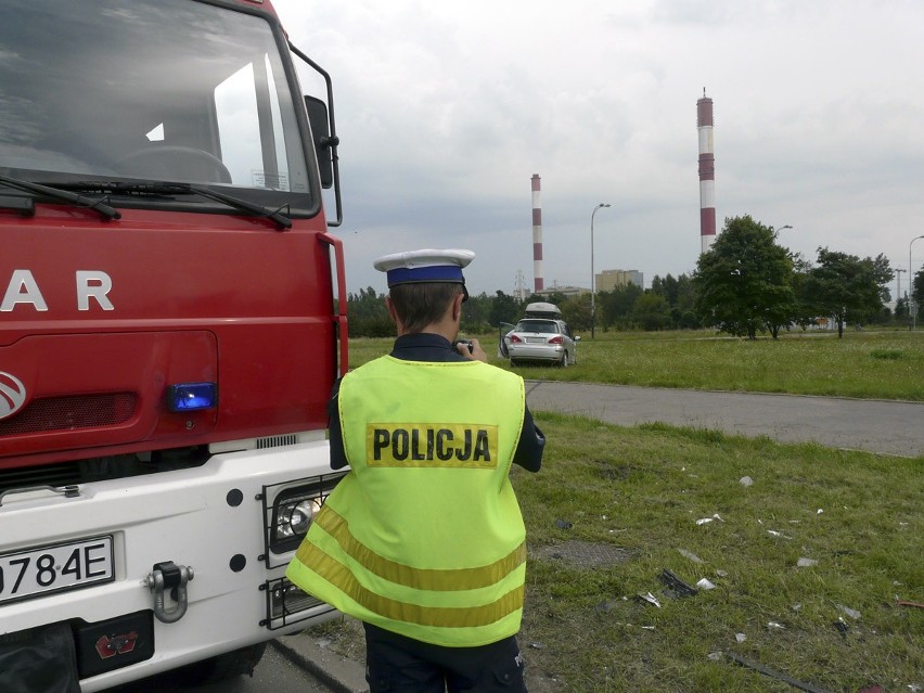 Łódź: wypadek na Rondzie Sybiraków [ZDJĘCIA]