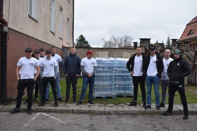 Kibice Górnika Zabrze wspomagają służbę zdrowia w walce z koronawirusem.