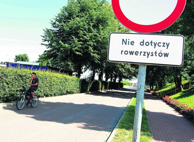 W Pucku można już legalnie  jeździć po ścieżce dla rowerów