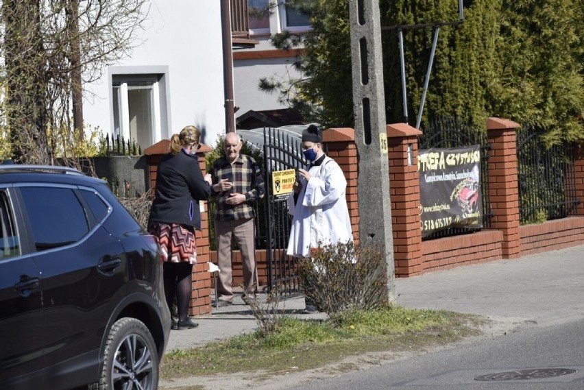 Tak wyglądało święcenie pokarmów w Skierniewicach na przestrzeni lat