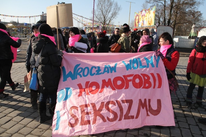 Wrocław: Kilkaset osób na paradzie przeciwko nienawiści (ZDJĘCIA)