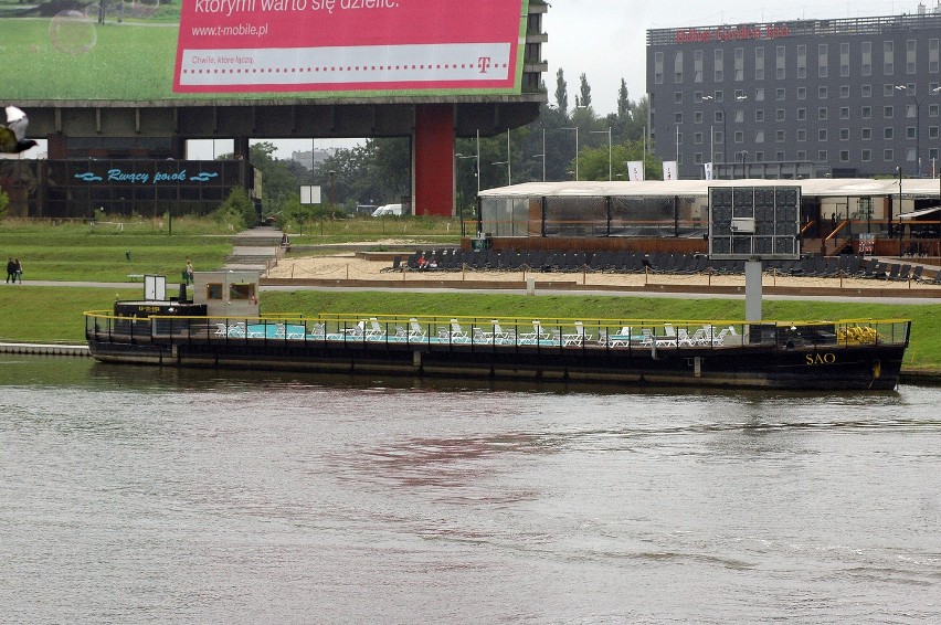 Kraków. Wkrótce otwarcie basenów na bulwarach wiślanych