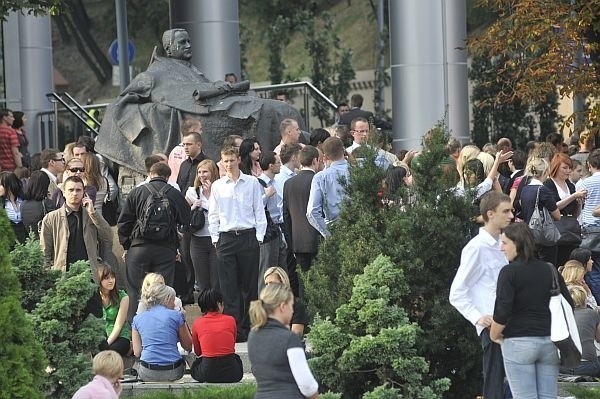 Wtorkowy alarm bombowy spowodował paraliż centrum miasta