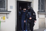 34-latek z zarzutem zabójstwa 40-letniego mężczyzny przy ulicy Marii Skłodowskiej-Curie w Kaliszu ZDJĘCIA