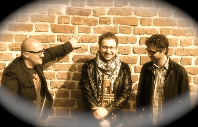 Maciej Fortuna Trio. Od lewej: Piotr Lemańczyk, Maciej Fortuna,  Krzysztof Gradziuk