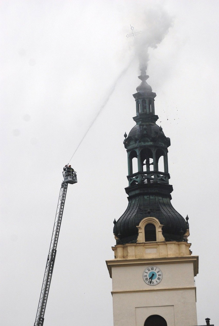 Pożar kościoła św. Marcina w Kłobucku [AKTUALIZACJA, FILM]