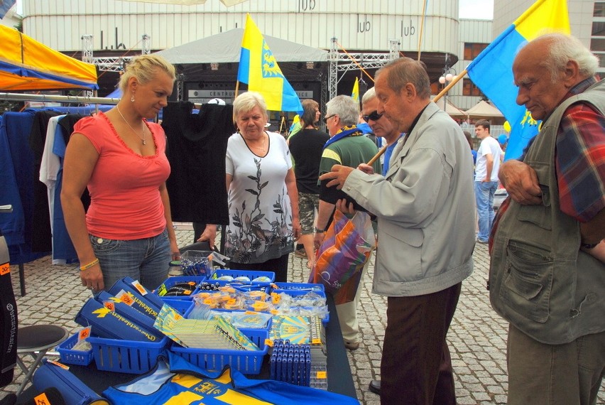 V Marsz Autonomii Śląska zgromadził 2,5 tysiąca osób [ZDJĘCIA]