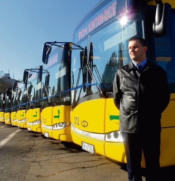 Mariusz Sieradzki pojedzie nowym autobusem na linii 674