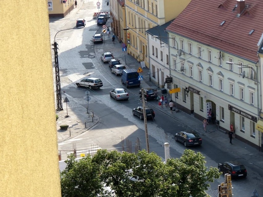 Psie Pole jak po bitwie. Trwa remont, całe centrum rozkopane (ZDJĘCIA, FILM)