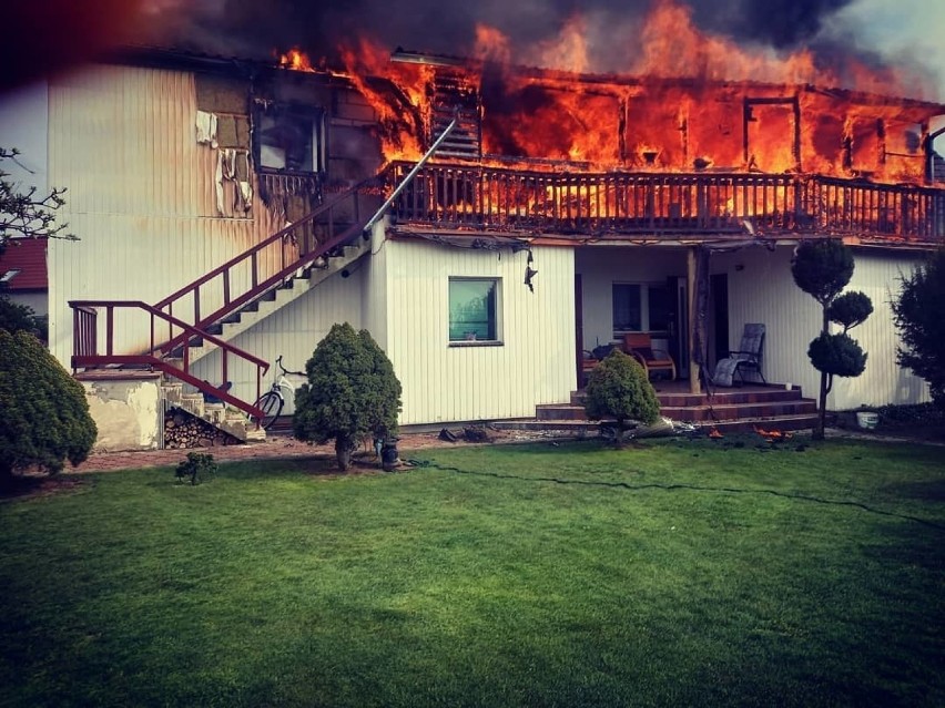 Do pożaru doszło w czwartek, 29 kwietnia. Zapalił się dom...