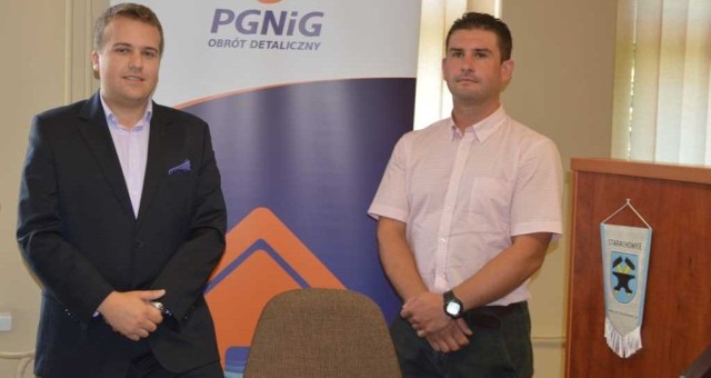Punkt PGNiG znajduje się w Urzędzie Miejskim. W dniu otwarcia odwiedził go prezydent Marek Materek.