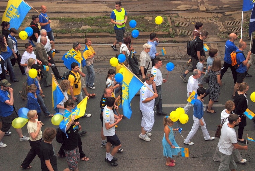 V Marsz Autonomii Śląska zgromadził 2,5 tysiąca osób [ZDJĘCIA]