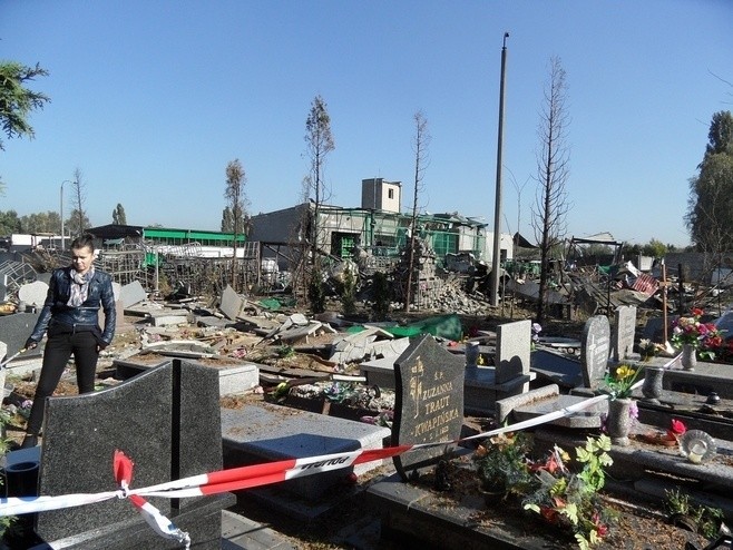 Wybuch w Gliwicach-Sośnicy: Odszkodowań za zniszczone groby nie będzie [ZDJĘCIA]