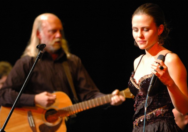 Bard Andrzej Sikorowski z córką.