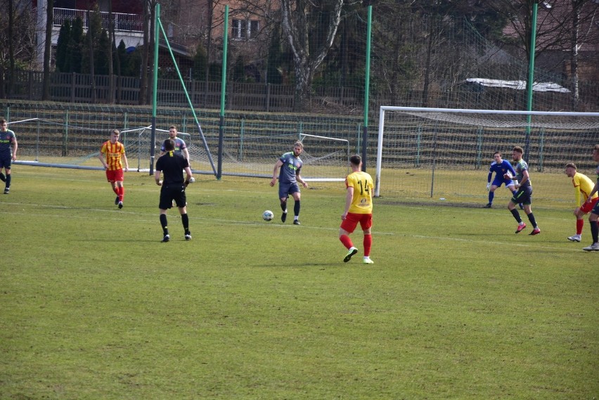 Kompromitacja. Rezerwy Korony Kielce po bardzo słabym meczu przegrały w 3 lidze z Orlętami Radzyń Podlaski 0:4 [ZDJĘCIA]