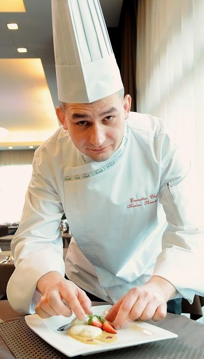 Tomasz Różanski, szef kuchni Andersia Tower Hotel