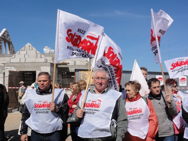 Pikieta przed Urzędem Gminy Darłowo