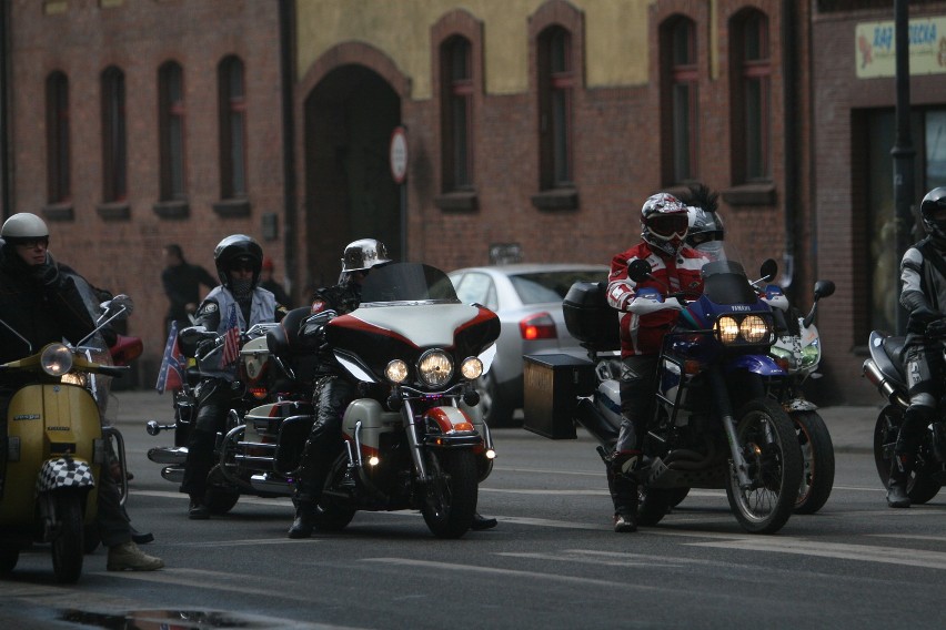 Początek sezonu motocyklowego. Zloty w Rudzie śląskiej i Tychach [ZDJĘCIA]