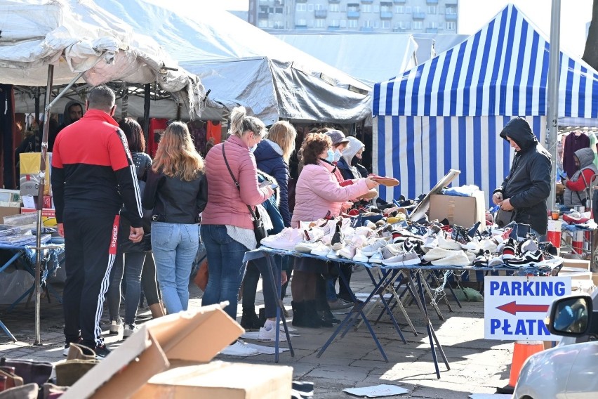 W piątek 2 kwietnia, tuż przed Wielkanocą kieleckie bazary...