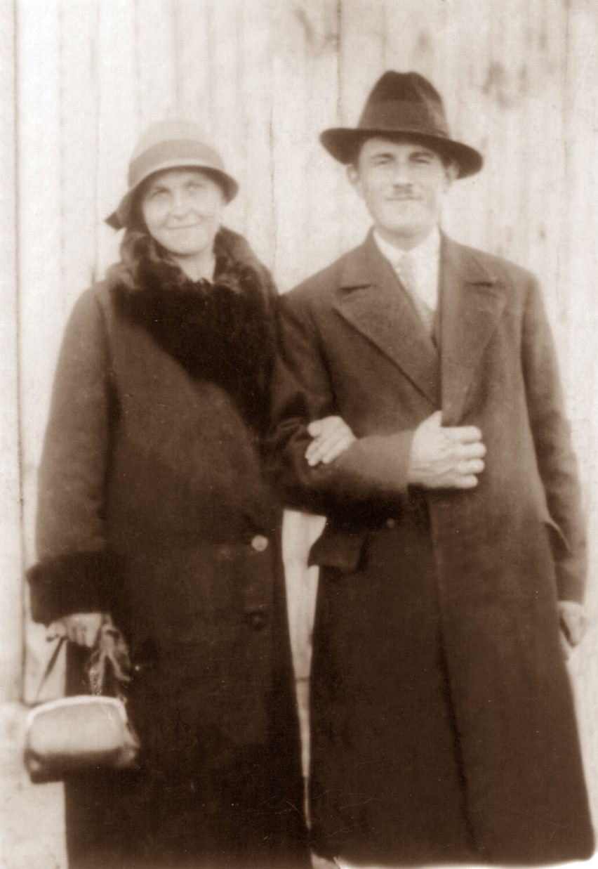 Stanisław Mikołajczak wraz z żoną Balbiną
