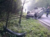 Wypadek w Budach koło Brodnicy. Vectra wylądowała na dachu [ZDJĘCIA]