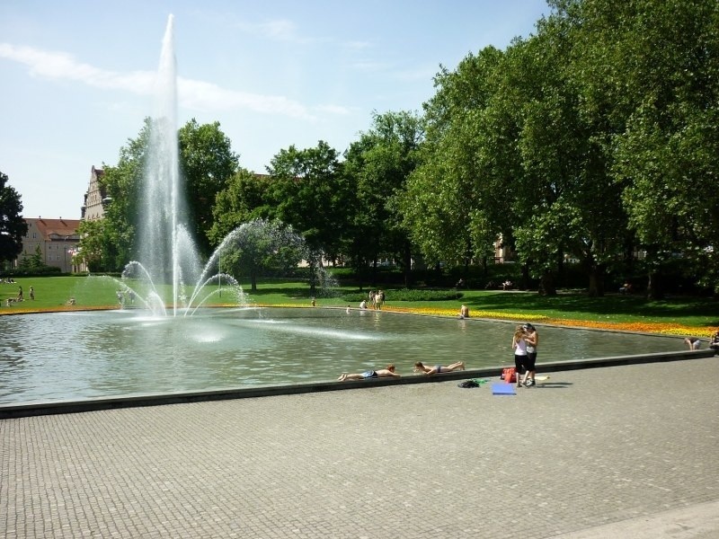 Poznań: Zakaz kąpieli w fontannach. Można ciężko zachorować!