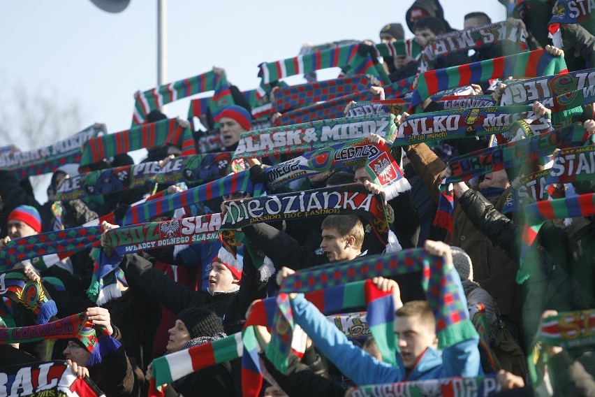 Zdjęcia z meczu Miedź Legnica - Kolejarz Stróże