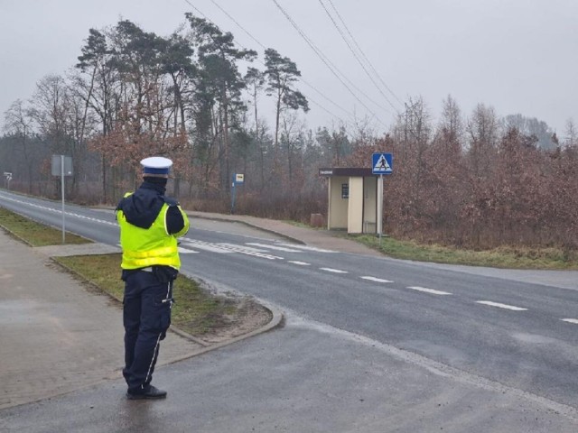 Mundurowi z KMP Włocławek skupili się głównie na miejscach, w których najczęściej dochodzi do zdarzeń z udziałem niechronionych uczestników ruchu drogowego, tj. okolice skrzyżowań, przejść dla pieszych i przejazdów dla rowerzystów