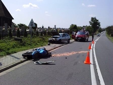Motocyklista spowodował wypadek. Jechał za szybko
