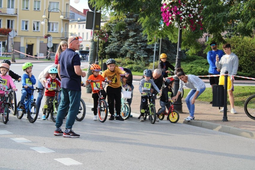 Wyścig kolarski przedszkolaków w Wieluniu ZDJĘCIA