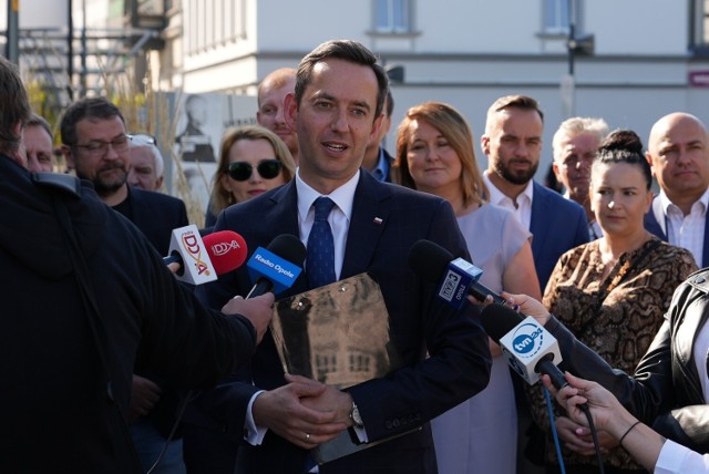 Poseł Ziemi Opolskiej i wiceminister obrony narodowej spotkał się w Opolu z samorządowcami z całej Opolszczyzny.