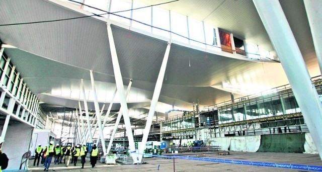 Nowy terminal wrocławskiego lotniska od października jest w stanie surowym zamkniętym