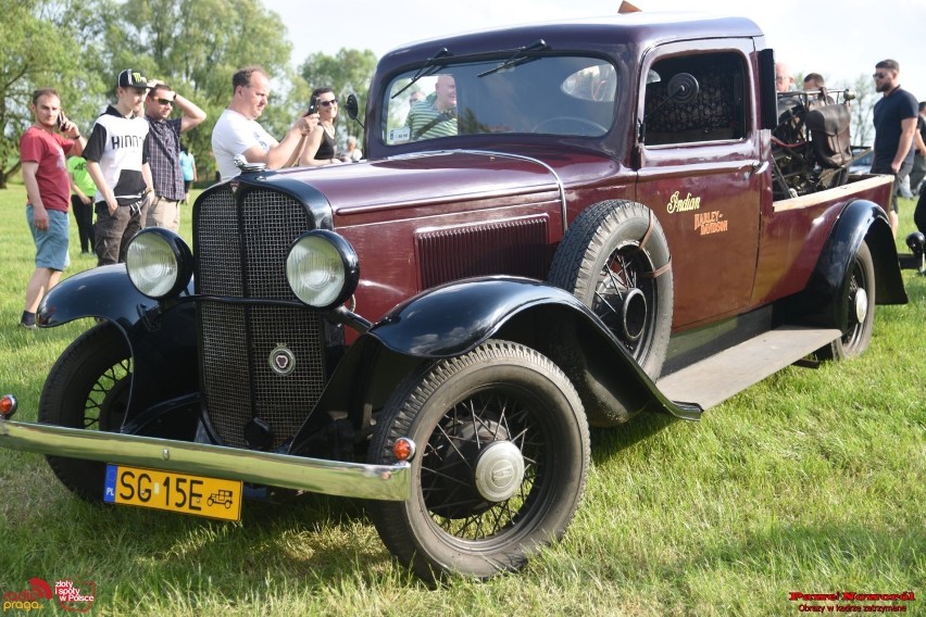 Zlot Starych Samochodów w Chudowie 2019 [ZDJĘCIA]. Zobacz te perełki motoryzacji!