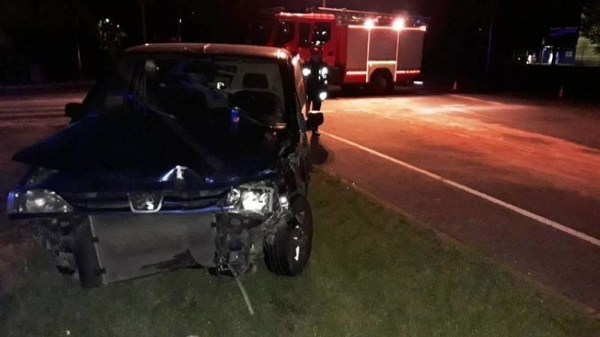 Wypadek Nowy Sącz. Na ul. Kilińskiego zderzyła się osobówka i bus dostawczy [ZDJĘCIA]