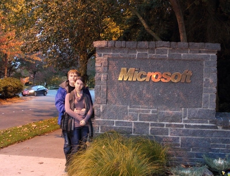 Łukasz Krakowiak wybrał Microsoft. Do USA wjechał z żoną.