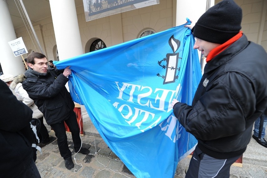 Protest na Starym Rynku przeciwko przemocy w Tybecie