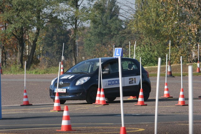 W Łodzi zdawalność egzaminów na prawo jazdy wynosi 27 proc.