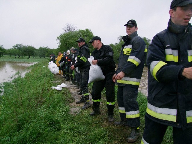 Trwa akcja powodziowa na terenie gminy Borzęcin