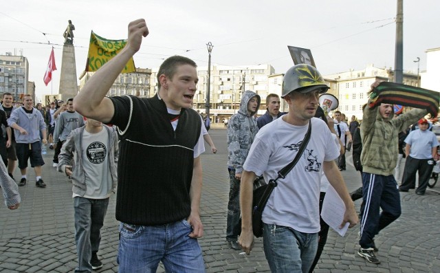 Marsz nie był nielegalny, ale zakazany - tłumaczy łódzka policja.