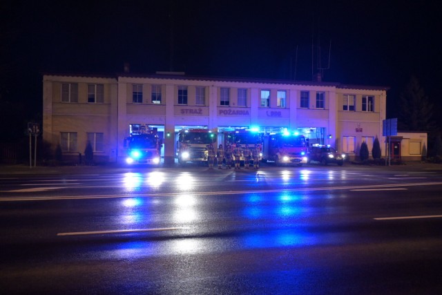 Strażacy z Grudziądza także oddali hołd druhnie i druhowi OSP Czerniewice, którzy zginęli w wypadku