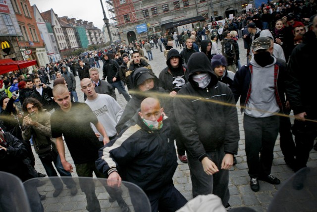 Rok 2009. Podczas takich samych manifestacji jak odbędą się w sobotę, doszło do starć z policją