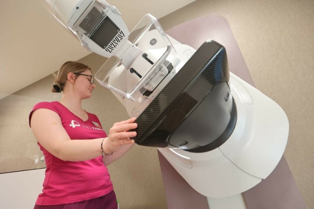 MZOZ we Włocławku ma nowy mammograf. Panie mogą już zapisywać się na darmowe badania.