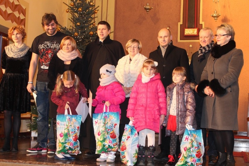 V Festiwal Kolęd i Pastorałek w Tomaszowie: Za nami koncert finałowy [ZDJĘCIA+WYNIKI]