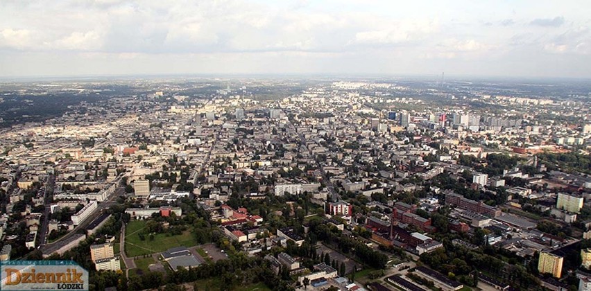 Łódź z lotu ptaka w 2007 roku. Panorama Łodzi z okna...