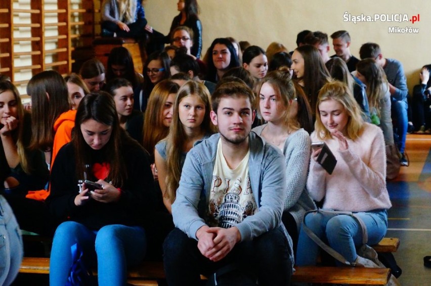 Policja w Mikołowie o ataku terrorysty w szkole