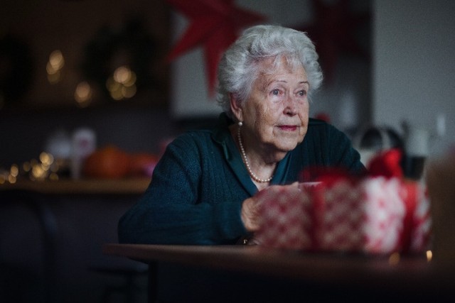 Święta z dobrą energią - projekt charytatywny na rzecz seniorów